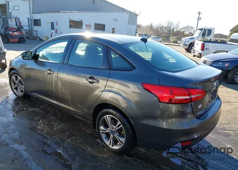 2018 Ford Focus Se z USA, uszkodzony, nr VIN 1FADP3FE5JL275855